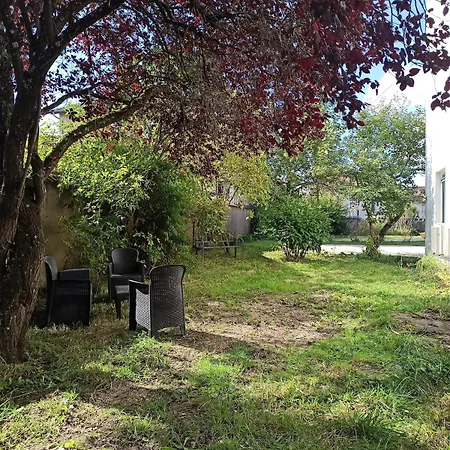 Apartamento Le Français Verdun 4 Pers,climatisé,grand Garage,jardin 3 étoiles *